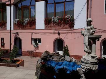 Фотографии Гостевой дом Pensiunea Casa Rusu г. Бая-Маре (Румыния) №5 Фото Гостевой дом Pensiunea Casa Rusu г. Бая-Маре 5