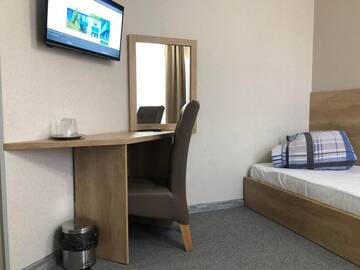 Фото номера Двухместный номер с 1 кроватью и собственной ванной комнатой Отель Motel Carmen г. Бая-Маре 11