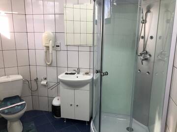 Фото номера Двухместный номер с 1 кроватью Отель Motel Carmen г. Бая-Маре 6