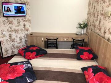 Фото номера Двухместный номер с 1 кроватью и собственной ванной комнатой Отель Motel Carmen г. Бая-Маре 13