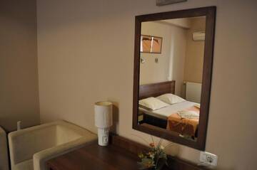 Фото номера Двухместный номер с 1 кроватью Отель Euro House Hotel г. Бая-Маре 5