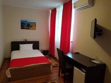 Фото номера Одноместный номер Отель Hotel New г. Бая-Маре 2