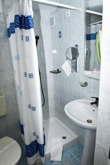 Фото номера Одноместный номер эконом-класса Отель Hotel Carpati г. Бая-Маре 5