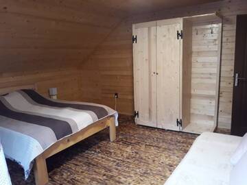 Фото номера Семейный номер с общей ванной комнатой Лоджи Cabana Alpha г. Бая-Маре 2